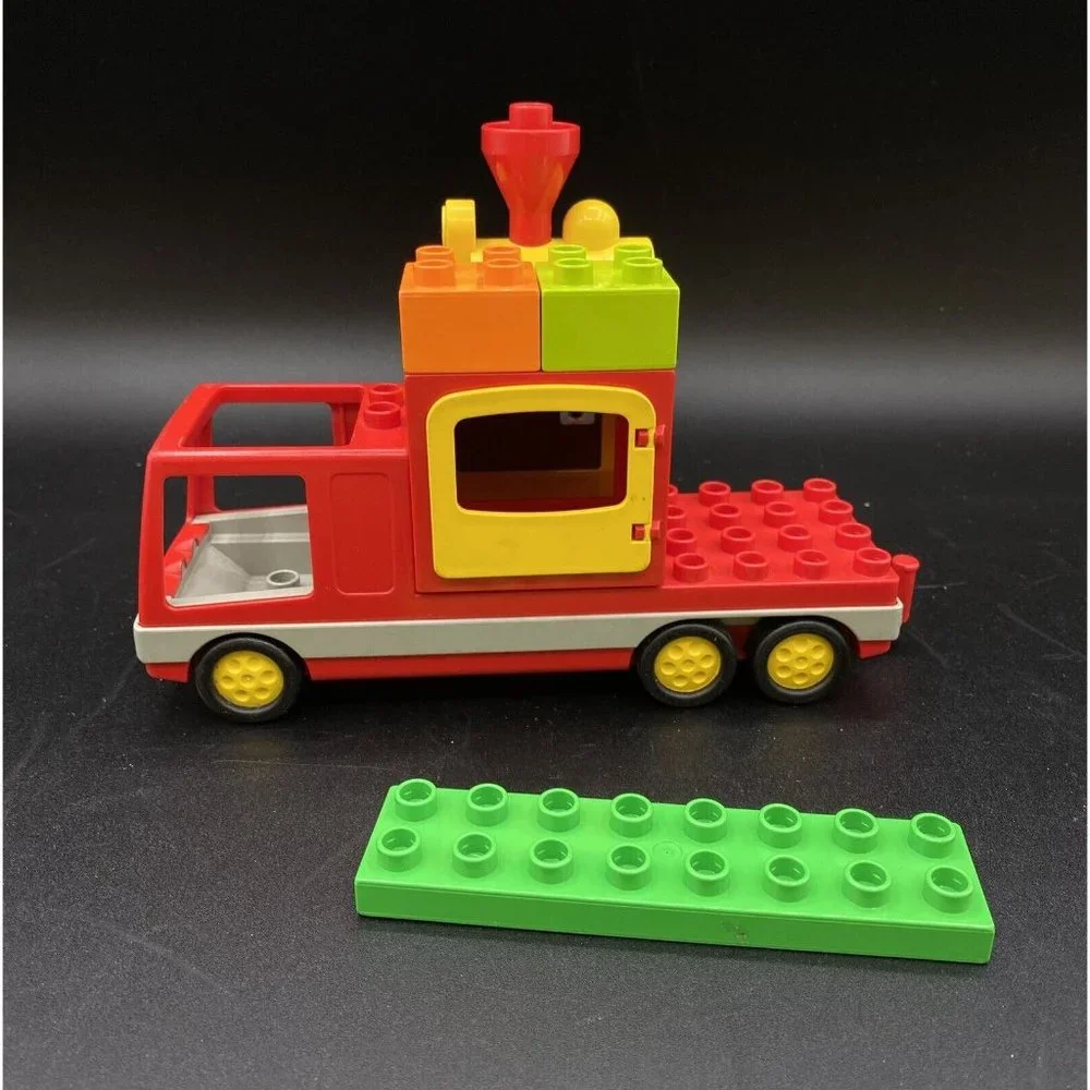 Lego Duplo Vehicle Truck Red Grey Fire Brigade Set 2691 & Misc Blocks LOT 8